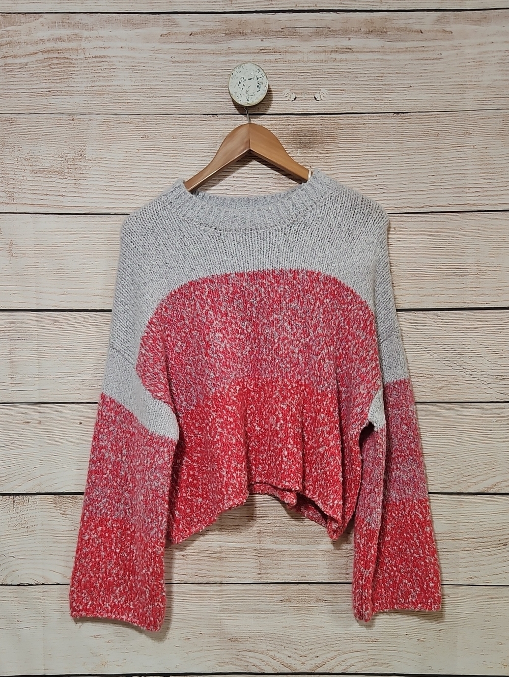 Cozy Red and Gray CroppedbColorblock Knit Sweater Wide Sleeves Large